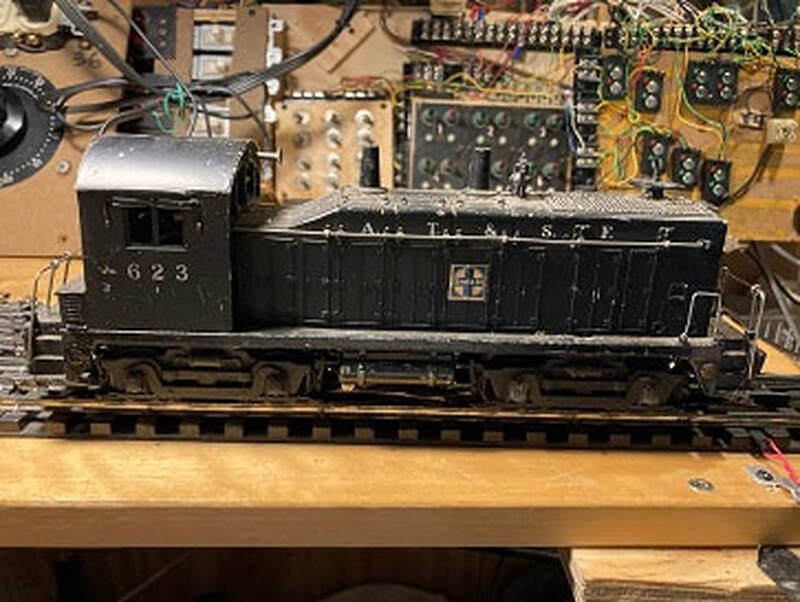 Lionel AT &amp; SF NW2 623 Switcher II