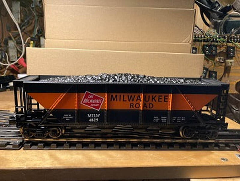 Menards Milwaukee Road Coal Hopper 4825 5