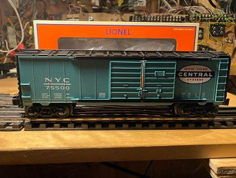 Lionel NY Central Boxcar 75500