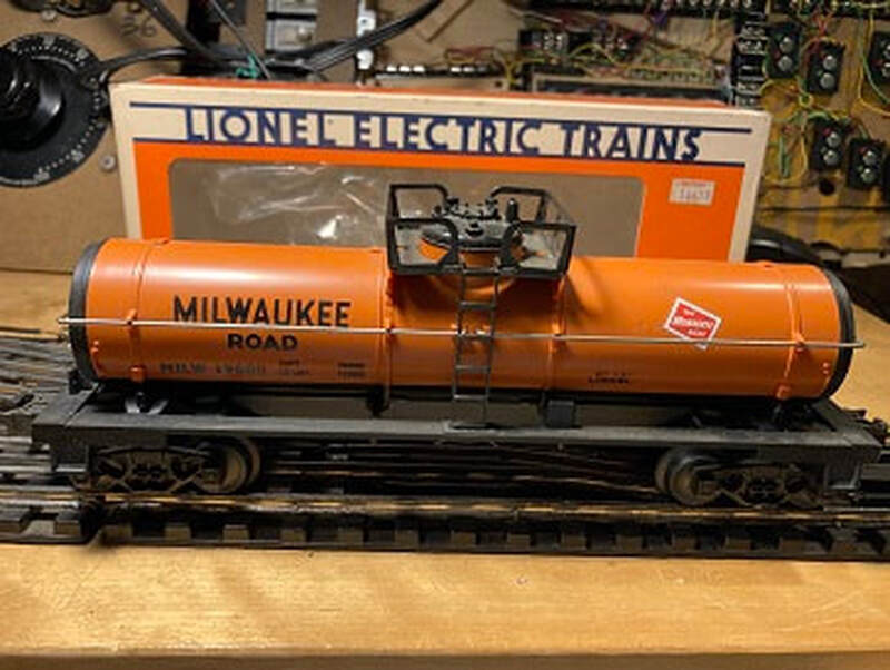 Lionel Milwaukee Road 19600 Tank Car RPN